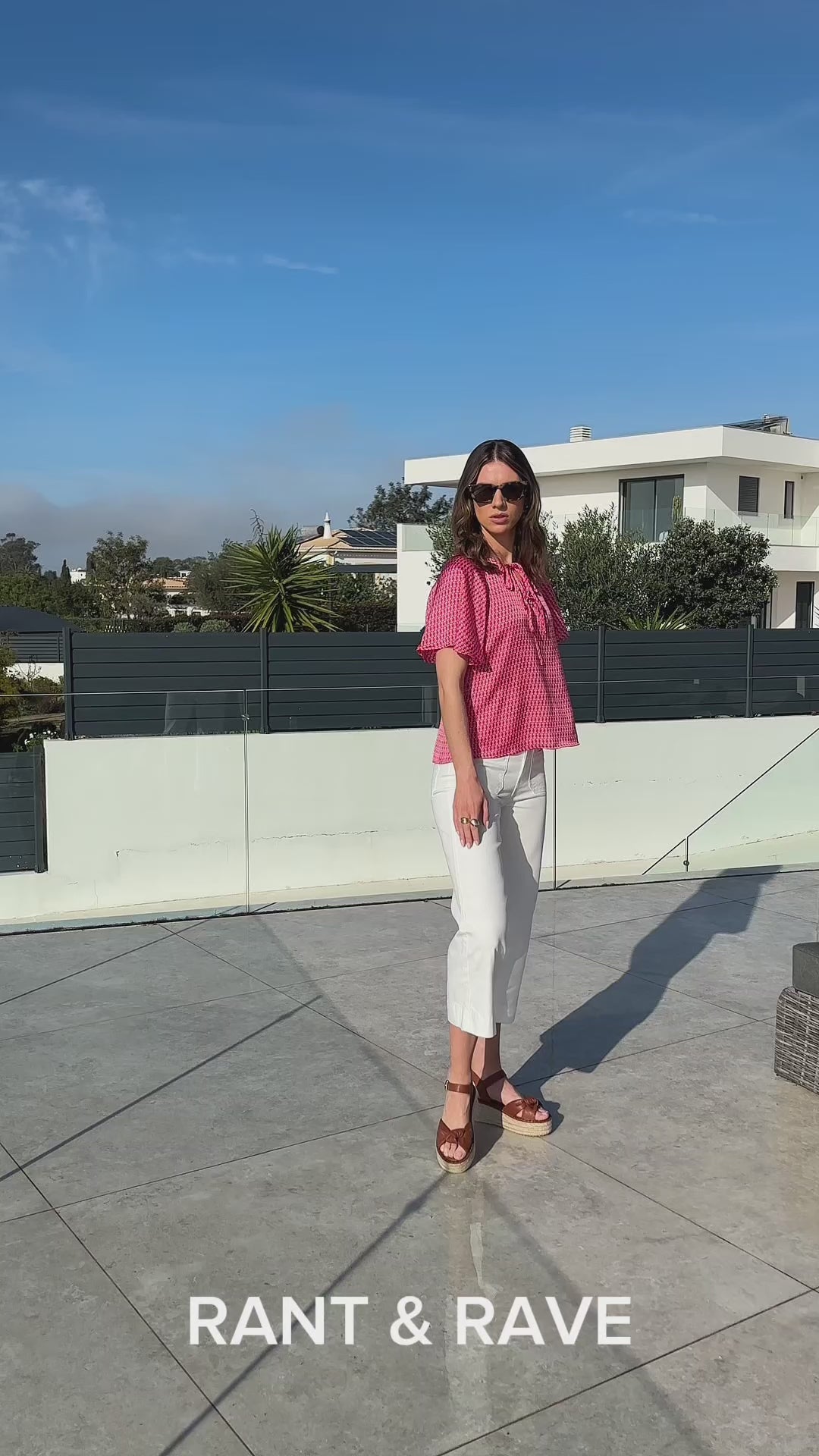 Load video: Rant & Rave Janelle Top Red