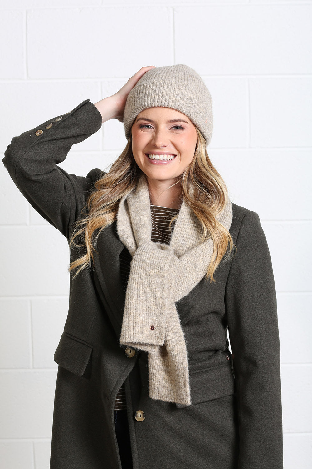 Rant and Rave Kayla Hat and Scarf Biscuit