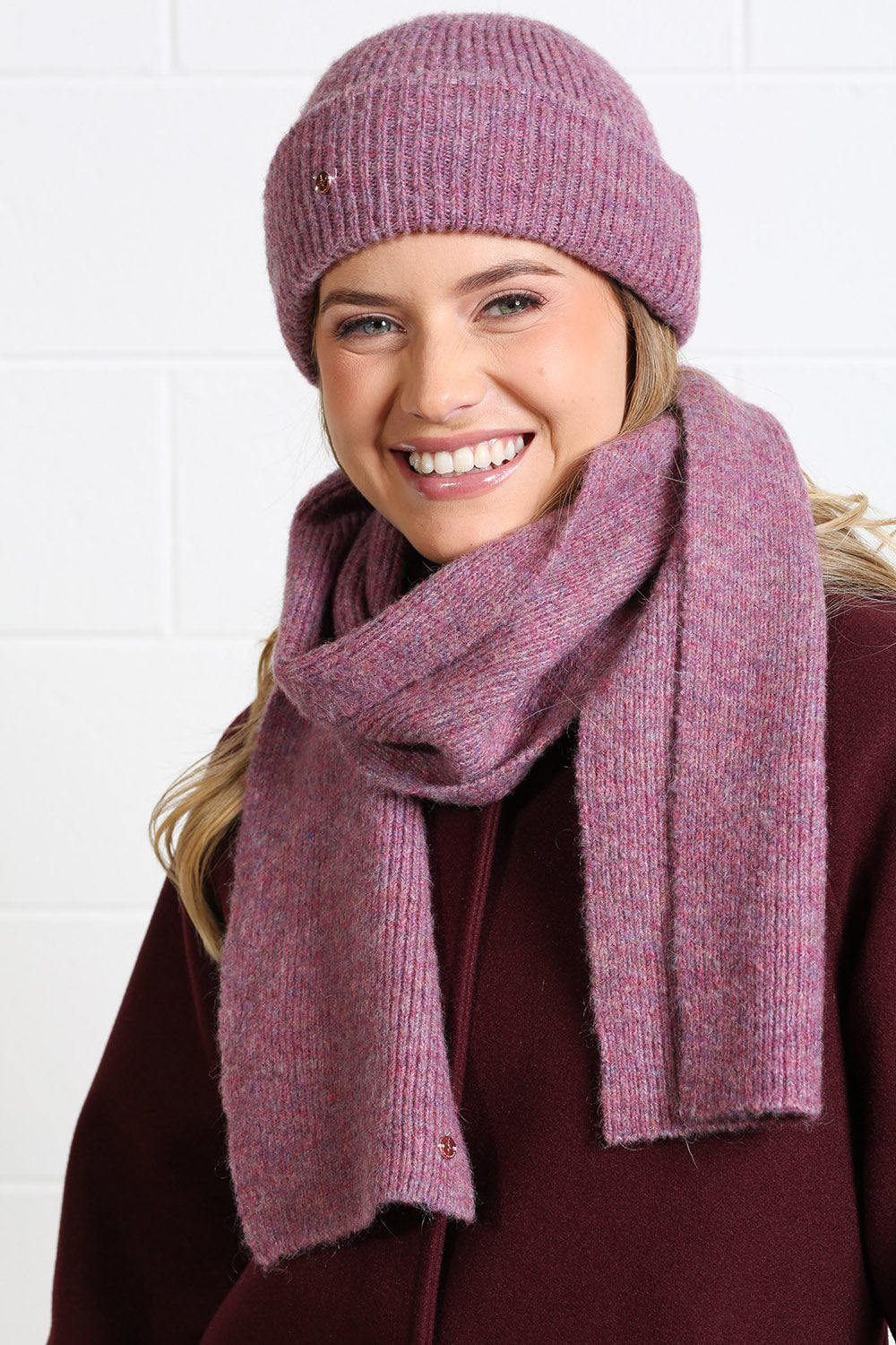 Rant and Rave Kayla Hat and Scarf Plum