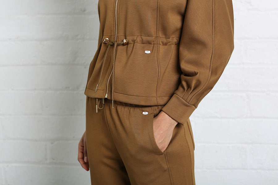 Relax & Renew Isla Zipper Olive