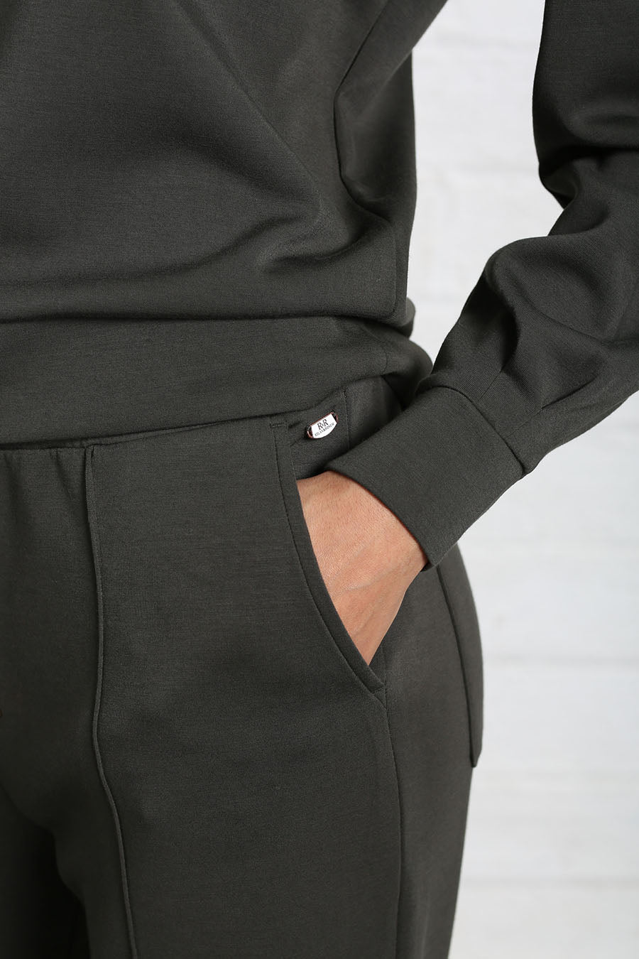 Relax & Renew Wren Jogger Khaki