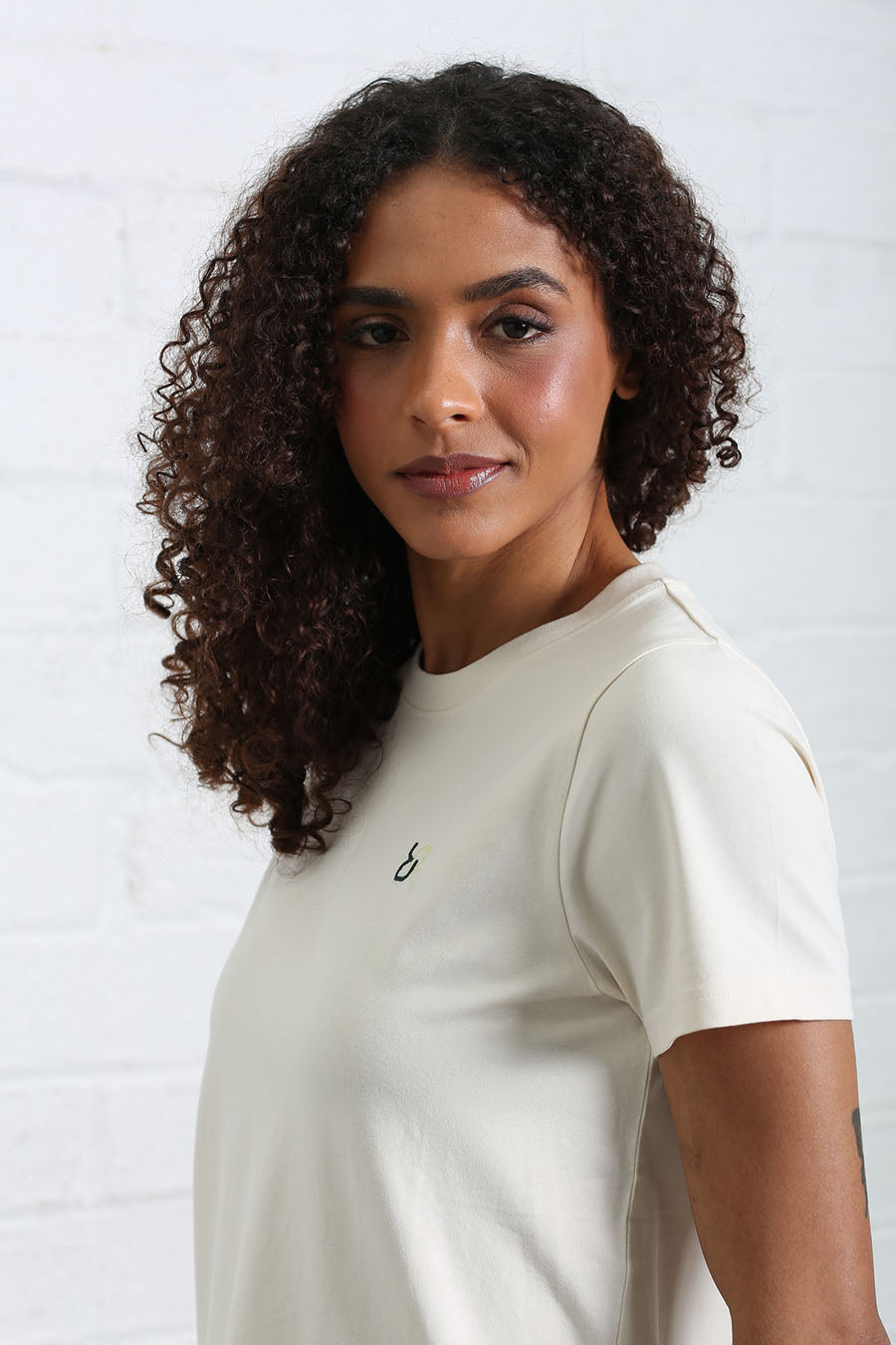 Relax & Renew Faye Tee Cream