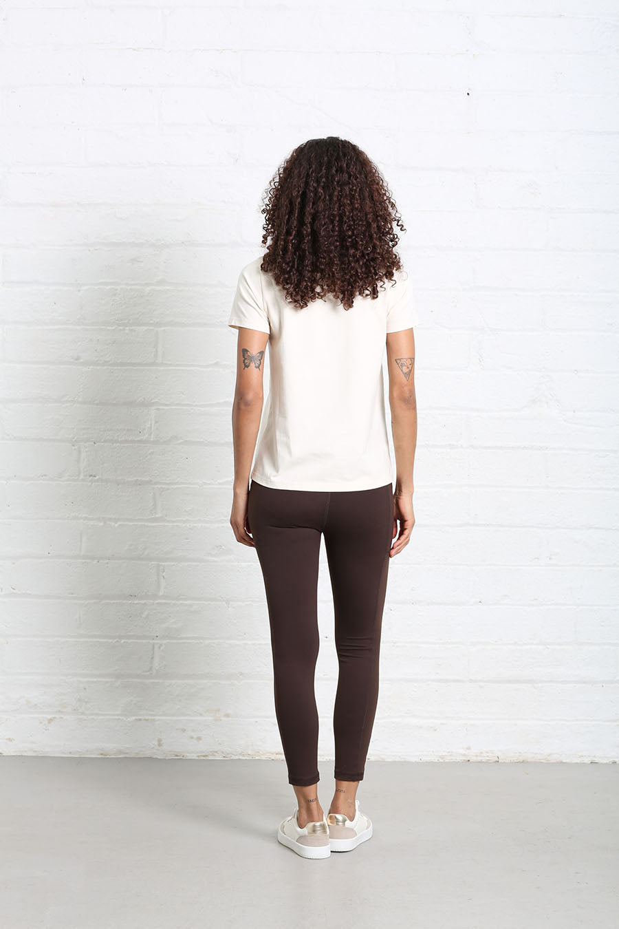 Relax & Renew Rosalie Tee Cream