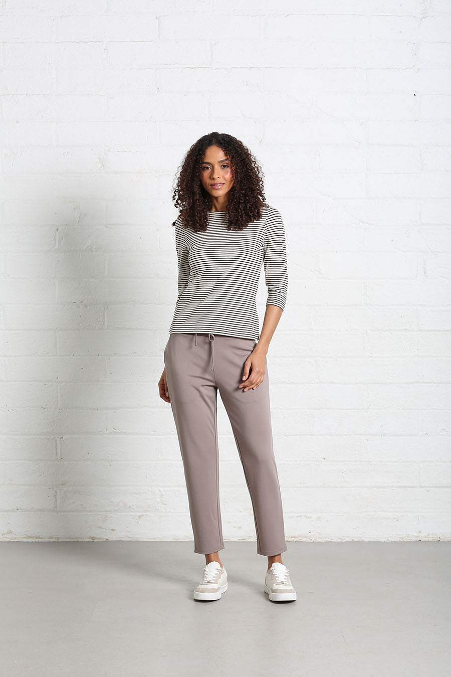 Relax & Renew Peyton Jogger Taupe