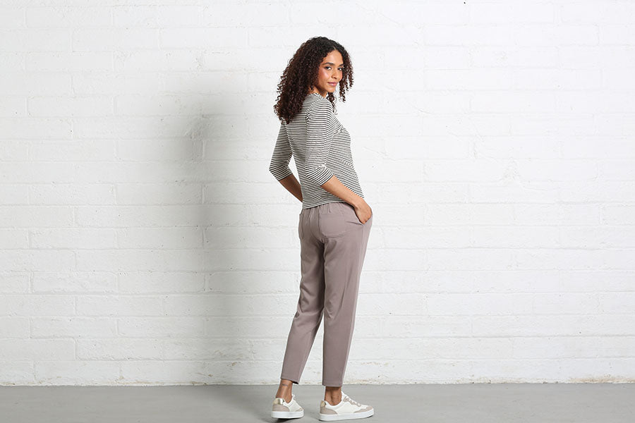 Relax & Renew Peyton Jogger Taupe