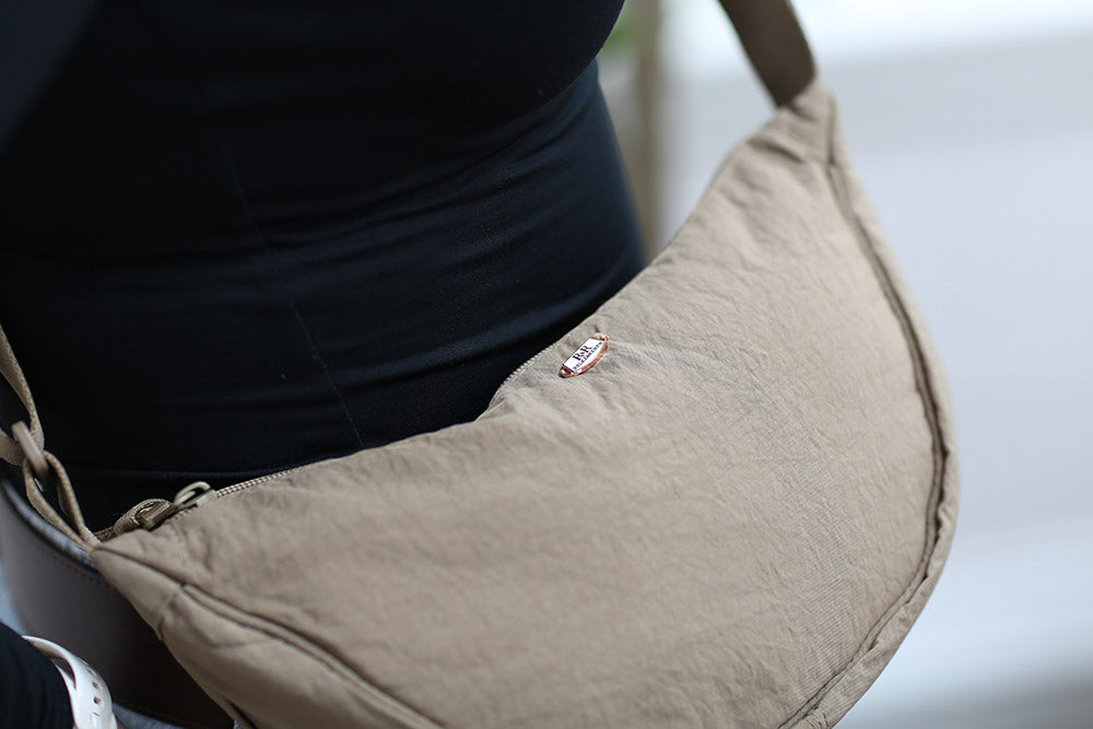 Relax & Renew Winnie Bag Olive